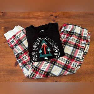 Women's Old Navy Plaid Flannel Pajama Joggers and Matching Tee - Size Medium